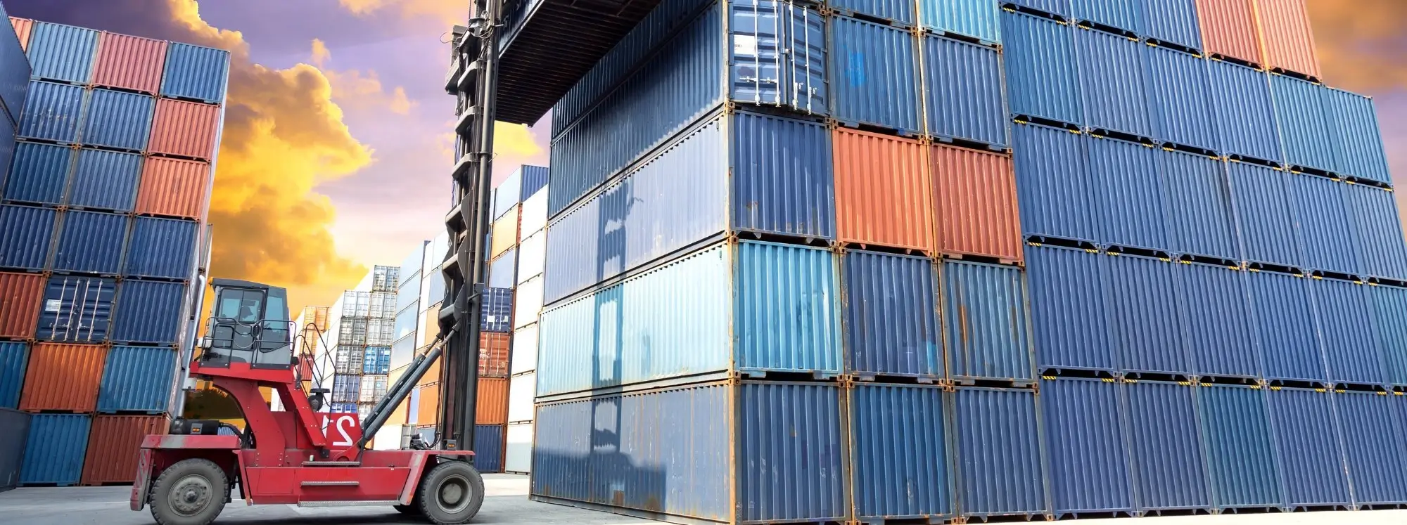 LCL (Less Container Load) - UOE Shipping & Freight